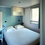 Camping De La Base Nautique Saint-Rome-de-Tarn